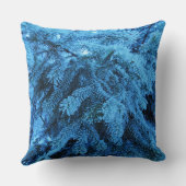 雪の多い森のトウヒ クッション (裏面)