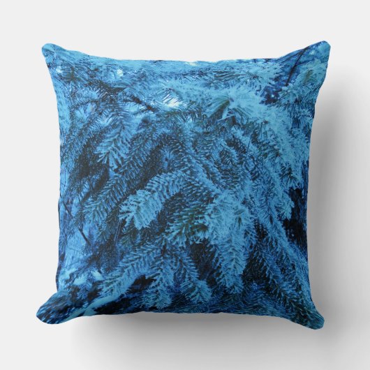 雪の多い森のトウヒ クッション (正面)