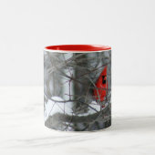 雪の多い（鳥）ショウジョウコウカンチョウ ツートーンマグカップ (中央)