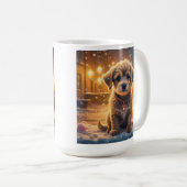 雪の夜にかわいいクリスマスの子犬 コーヒーマグカップ (正面右)