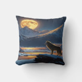 雪の山の尾根にムーンライトウルフハウズ クッション (正面)