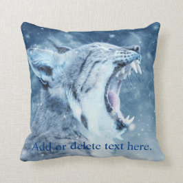 雪の山猫 クッション