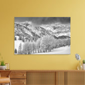 雪の嵐の中の緑と《植物》アスペンの木 キャンバスプリント (インサイチュ (リビング))