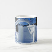 雪の彫刻，ケベック，カナダ コーヒーマグカップ (中央)