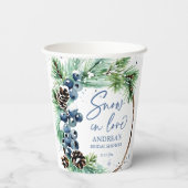 雪の愛の冬のブライダルシャワーピンズのリース 紙コップ (裏面)