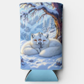 雪の日を楽しむ冬の狐たち  スリム缶クーラー (正面)