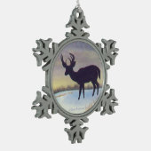 雪の日没のシカ スノーフレークピューターオーナメント (左)