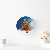雪の星に座る、かわいいゴールデンレトリバー犬 ラウンド壁時計 (ホーム)