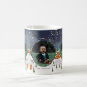 雪の村の冬のシーンのクリスマスフォト コーヒーマグカップ (中央)