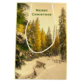 雪の松の木の森の写真クリスマス ミディアムペーパーバッグ (裏面)