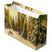 雪の松の木の森自然写真 ラージペーパーバッグ (正面アングル)