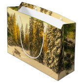 雪の松の木の森自然写真 ラージペーパーバッグ (裏面アングル)