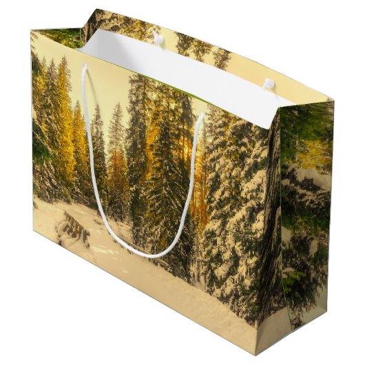 雪の松の木の森自然写真 ラージペーパーバッグ (裏面アングル)
