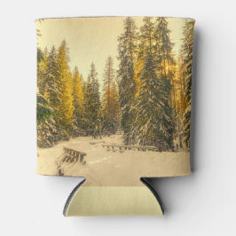 雪の松の木の森自然写真 缶クーラー