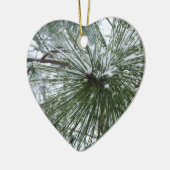 雪の松の針冬自然撮影 セラミックオーナメント (左)