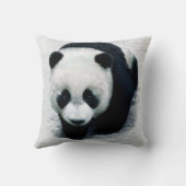 雪の枕の白黒パンダくま クッション (裏面)