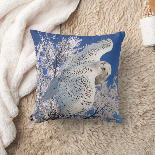 『雪の梟』 クッション (ブランケット)
