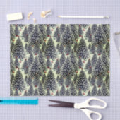 雪の森がクリスマスツリーを覆った 薄葉紙 (クラフト)