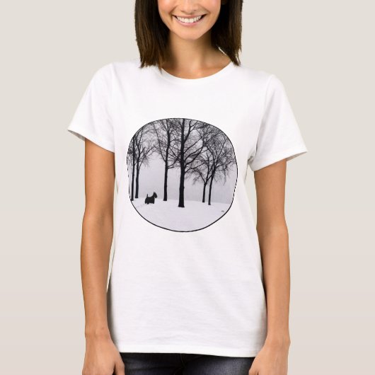雪の森のスコティッシュテリア Tシャツ (正面)