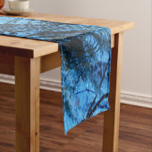 雪の森のトウヒの枝 ショートテーブルランナー (インサイチュ)