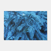 雪の森のトウヒの枝 ドアマット (正面)