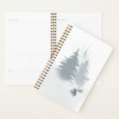 雪の森の中に立つ プランナー手帳 (ディスプレー)