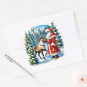 雪の森の中のサンタクロースとトナカイ スクエアシール (封筒)