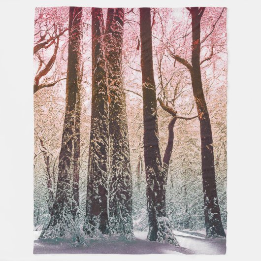 雪の森の自然 フリースブランケット (正面)