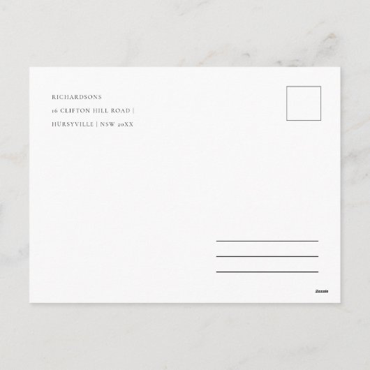 雪の水にめでたい色の松の木のクリスマスプレゼント シーズンポストカード (裏面)