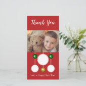 雪の玉と写真の赤いアイボリーのクリスマス サンキューカード (スタンド正面)