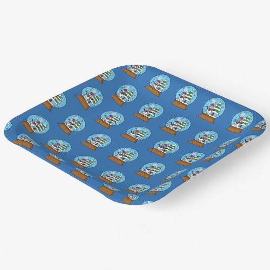 雪の球体雪だるまと松の木 ペーパープレート (傾斜あり)