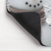 雪の男とアイリッシュセッター犬 マウスパッド (コーナー)