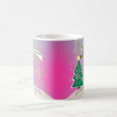 雪の紫のクリスマスツリーシーン コーヒーマグカップ (中央)