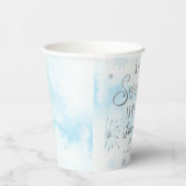 雪の結晶がベビーシャワーの途中にある 紙コップ (右)