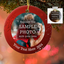 雪の結晶と白の星が赤、両面の写真 セラミックオーナメント