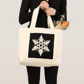 雪の結晶のイカット - 黒と白 ラージトートバッグ (正面(商品))
