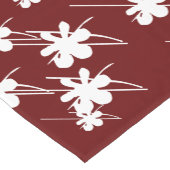 雪の結晶バーガンディのマルーンの白 ショートテーブルランナー (コーナー)