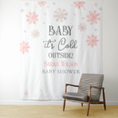 雪の結晶 赤ちゃん 外は寒いよ 赤ちゃんシャワー ピンク タペストリー (インサイチュ)