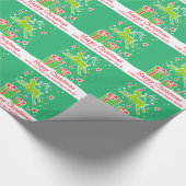 雪の緑のホリデーラップのクリスマストナカイ ラッピングペーパー (角)