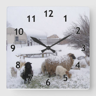 雪の羊 スクエア壁時計