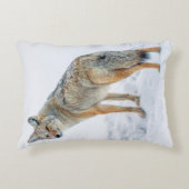 雪の警報のコヨーテ アクセントクッション (正面)