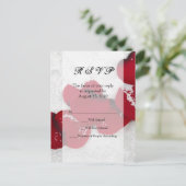 雪の赤いバラの花びら、冬の結婚式 インビテーションポストカード (スタンド正面)