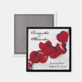 雪の赤いバラの花びら、冬の結婚式 マグネット (正面/裏面)