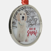 雪の赤い手書きのオーバーレイ写真を メタルオーナメント (右)