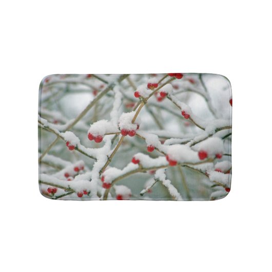 雪の赤い果実の冬のシーン バスマット (正面)