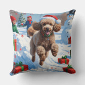 雪の走プードルのクリスマス帽子 クッション (裏面)