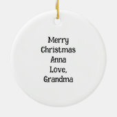 雪の遊中の可愛い子パーソナライズされたネコ セラミックオーナメント (裏面)