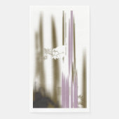 雪の間に囲まれた自然のままの湖 – キャップ山 (正面)