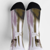 雪の間に囲まれた自然のままの湖 – キャップ山 ソックス (上部)