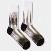 雪の間に囲まれた自然のままの湖 – キャップ山 ソックス (右)